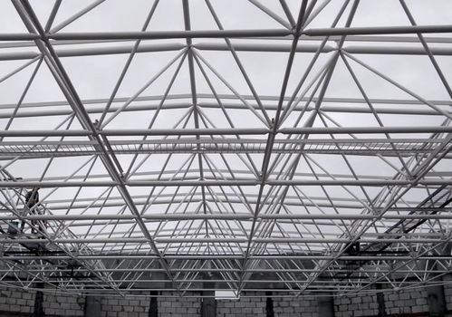 钢结构工程中网架屋面的施工方案是怎么样的
